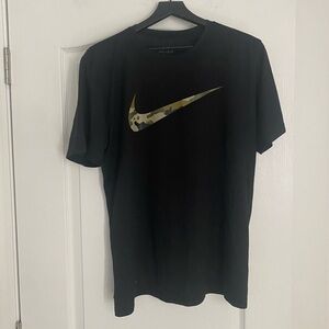 Nike Black Dri-FIT Men's T-Shirt Size Large